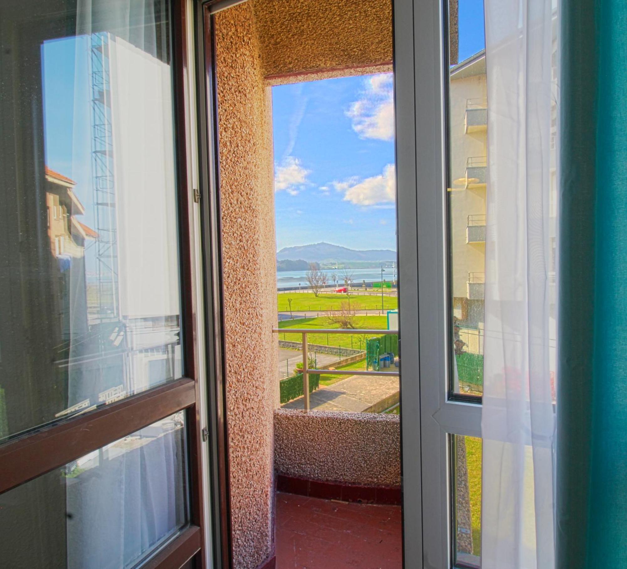 Entre Playa Y Puntal Apartment Somo Exterior photo